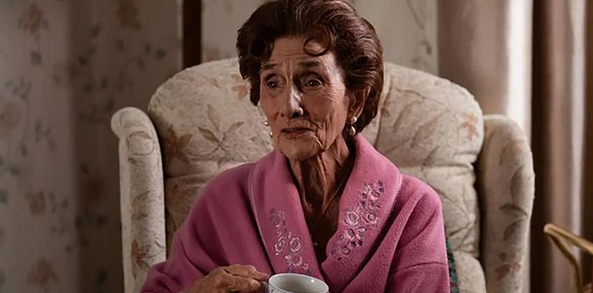 Ünlü oyuncu June Brown, 95 yaşında hayatını kaybetti